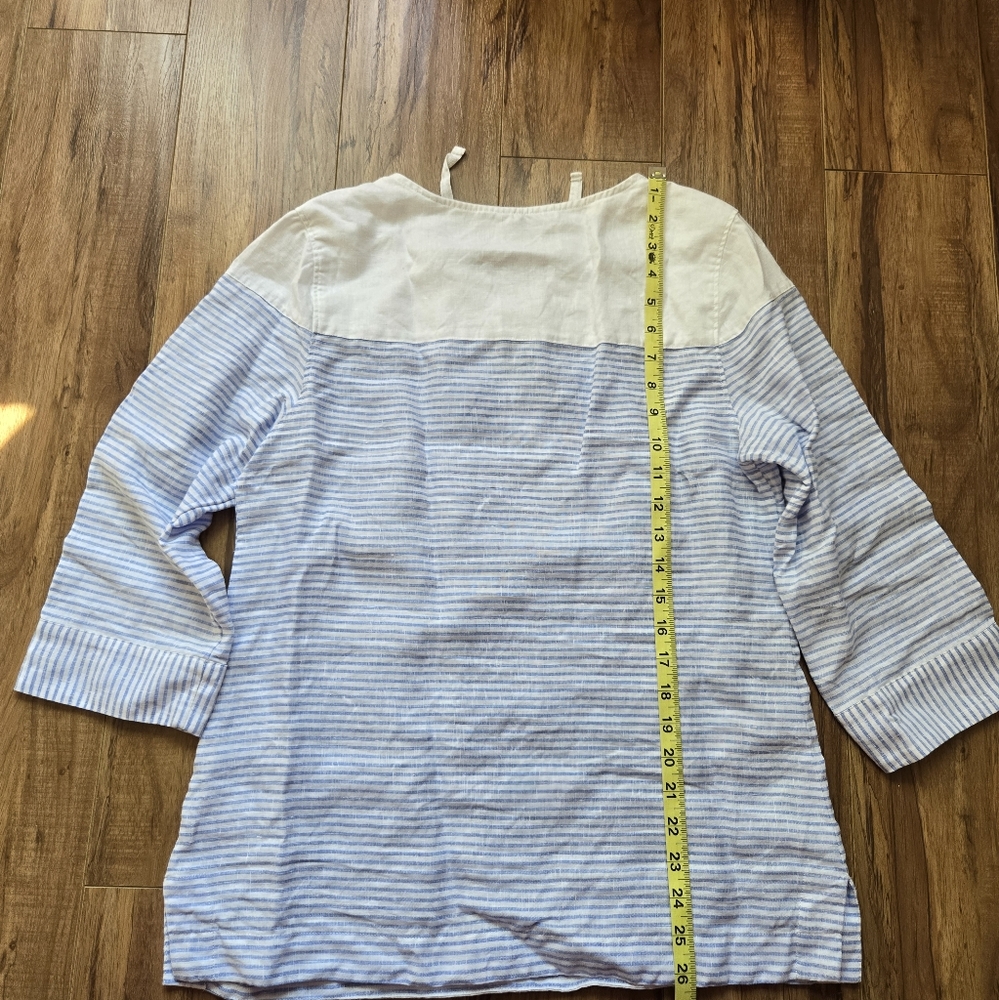 Tommy Bahama linen top Small - Picture 3 of 5